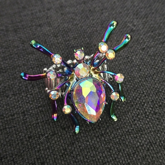 Stunning Iridescent Spider Ring, Stretchy/One Size Fits All, NWT - Picture 3 of 8
